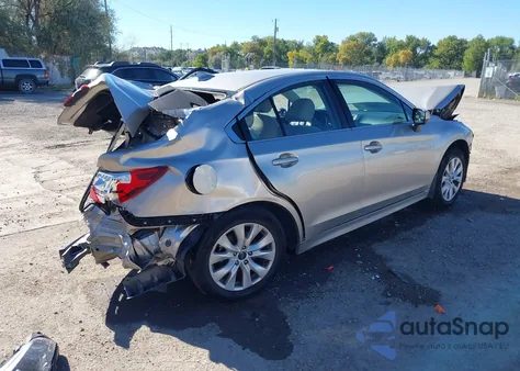 2017 Subaru Legacy 2.5I Premium z USA, uszkodzony, nr VIN 4S3BNAC60H3038645